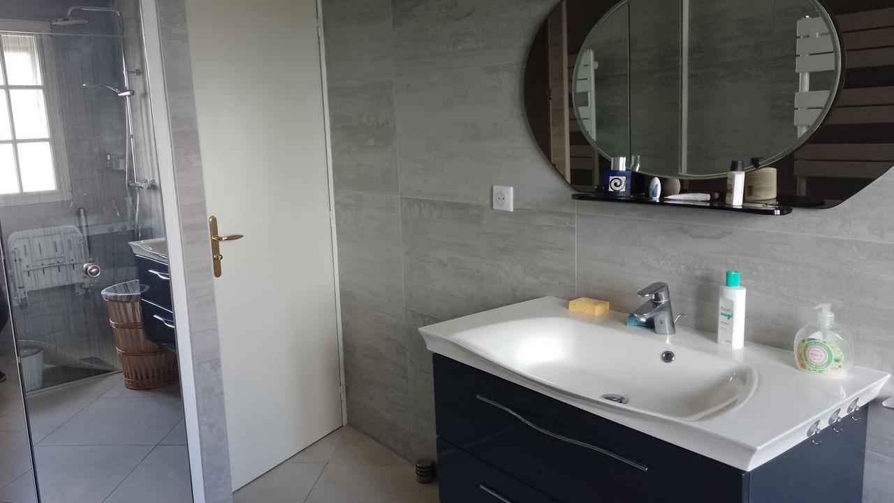 Photo of Bathroom in Ouges