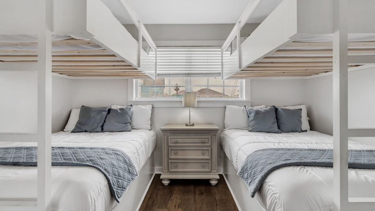 Photo of Bedroom in Port Bolivar