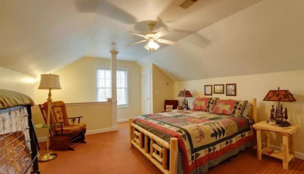 Photo of Bedroom in Saluda