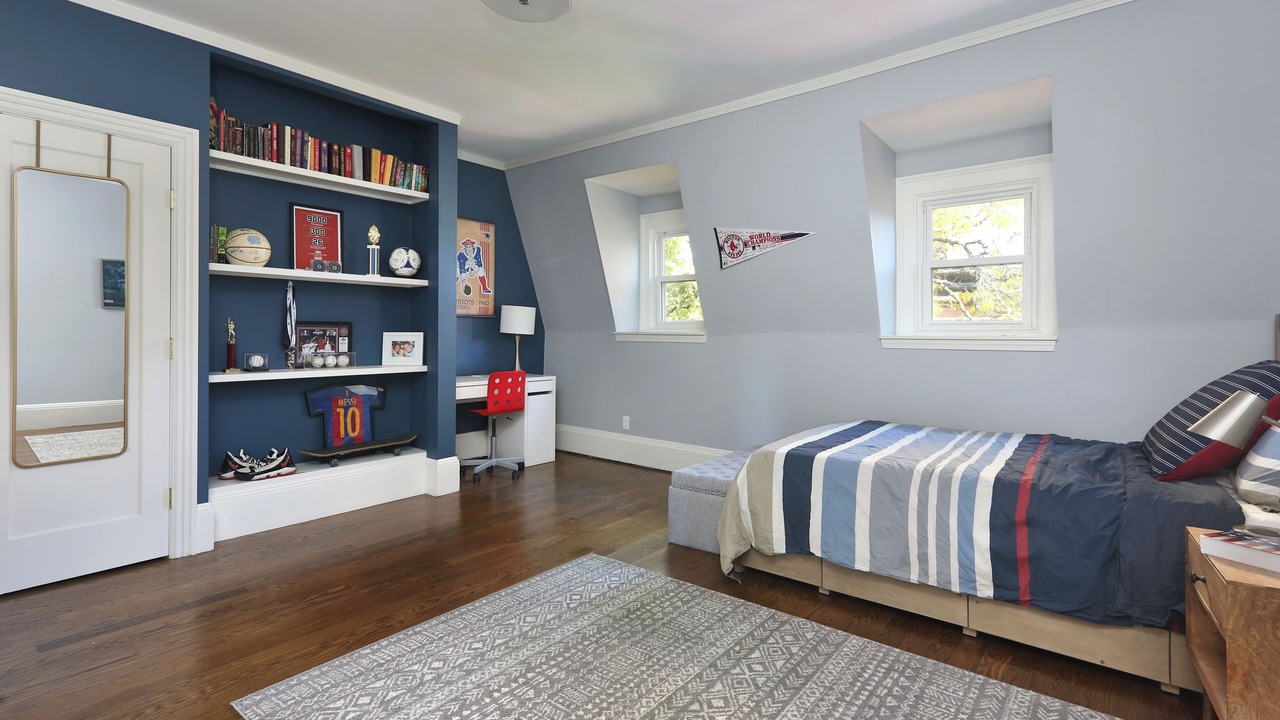 Photo of Bedroom in Thompson Square - Bunker Hill