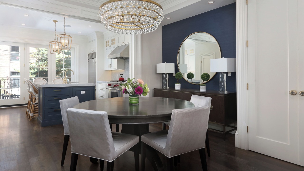 Photo of Others in Thompson Square - Bunker Hill