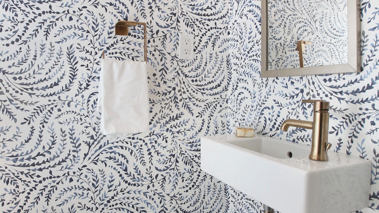 Photo of Bathroom in Thompson Square - Bunker Hill