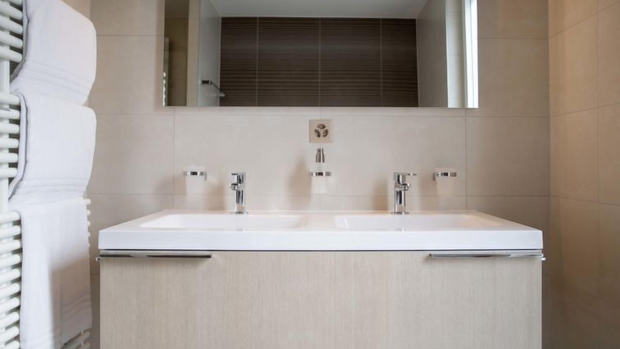 Photo of Bathroom in Montreux City Centre