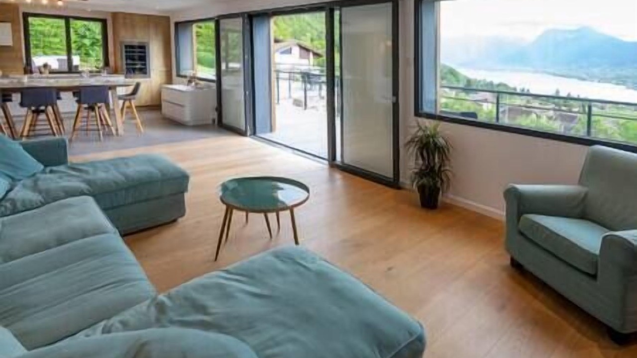 Photo of Livingroom in Talloires-Montmin