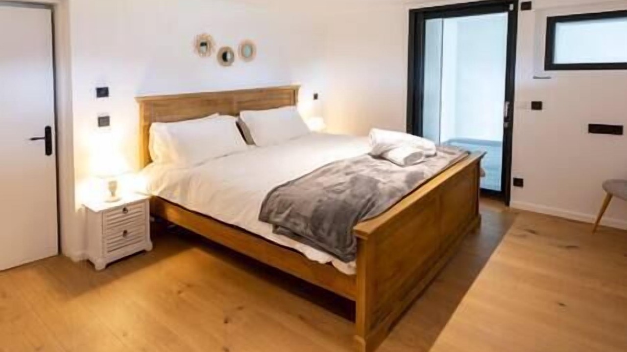Photo of Bedroom in Talloires-Montmin