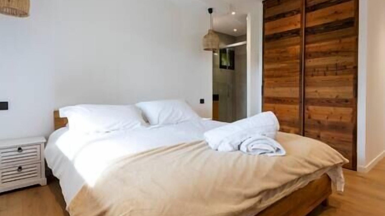 Photo of Bedroom in Talloires-Montmin