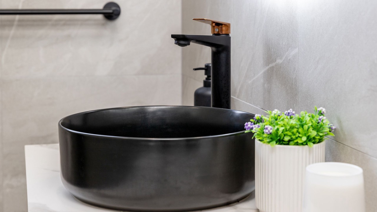 Photo of Bathroom in Charlotte Bay