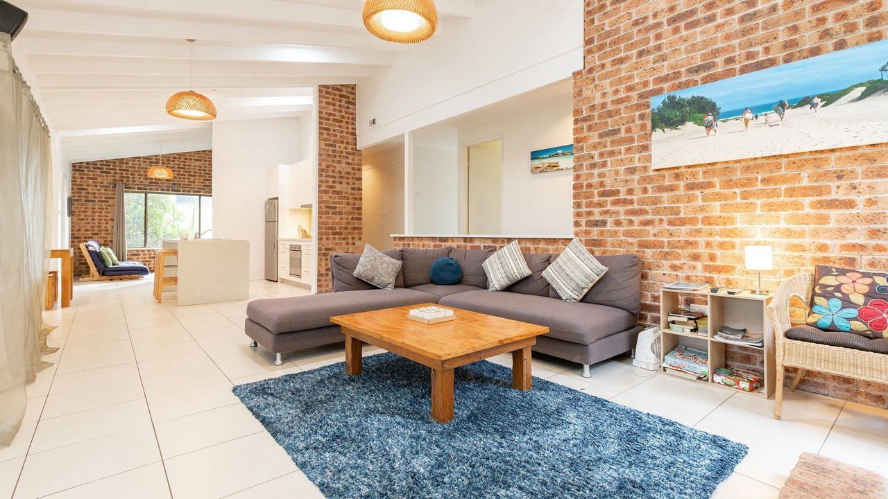 Photo of Livingroom in Elizabeth Beach