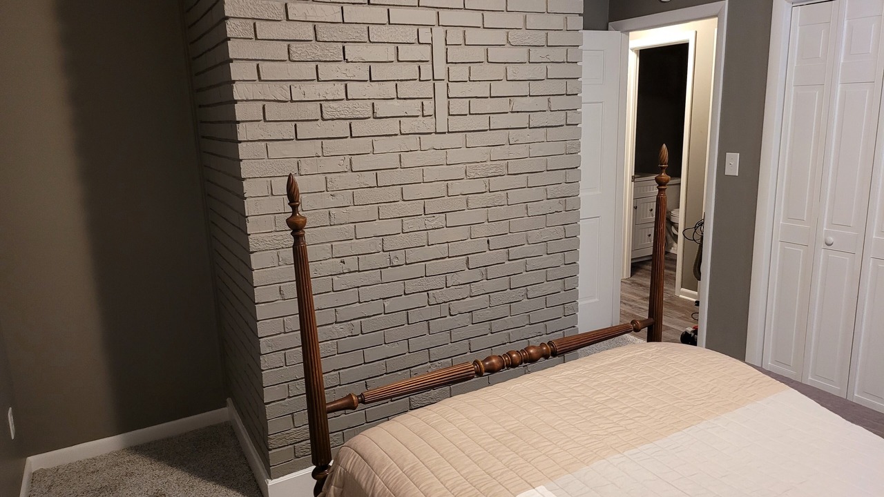 Photo of Bedroom in Guntersville