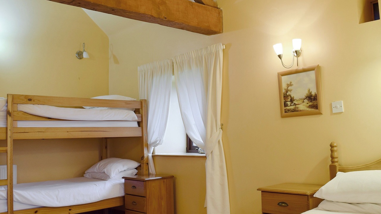 Photo of Others in Leek