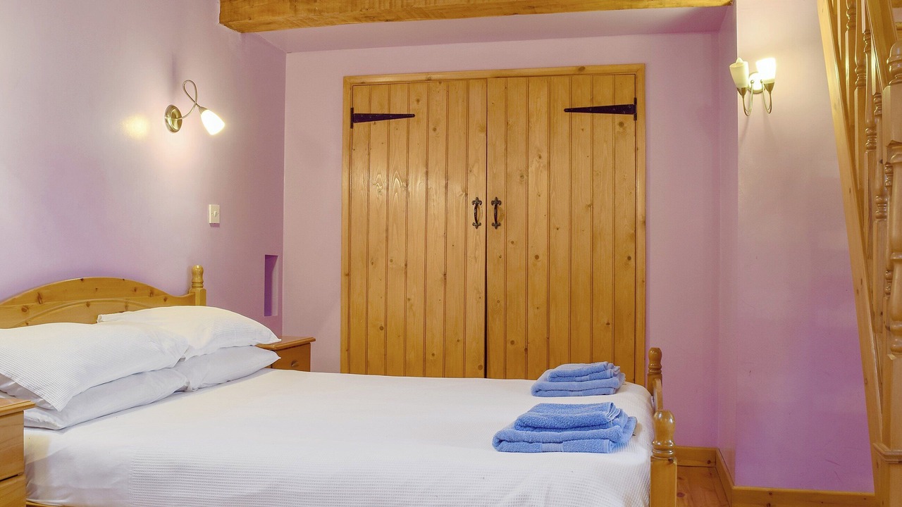 Photo of Others in Leek