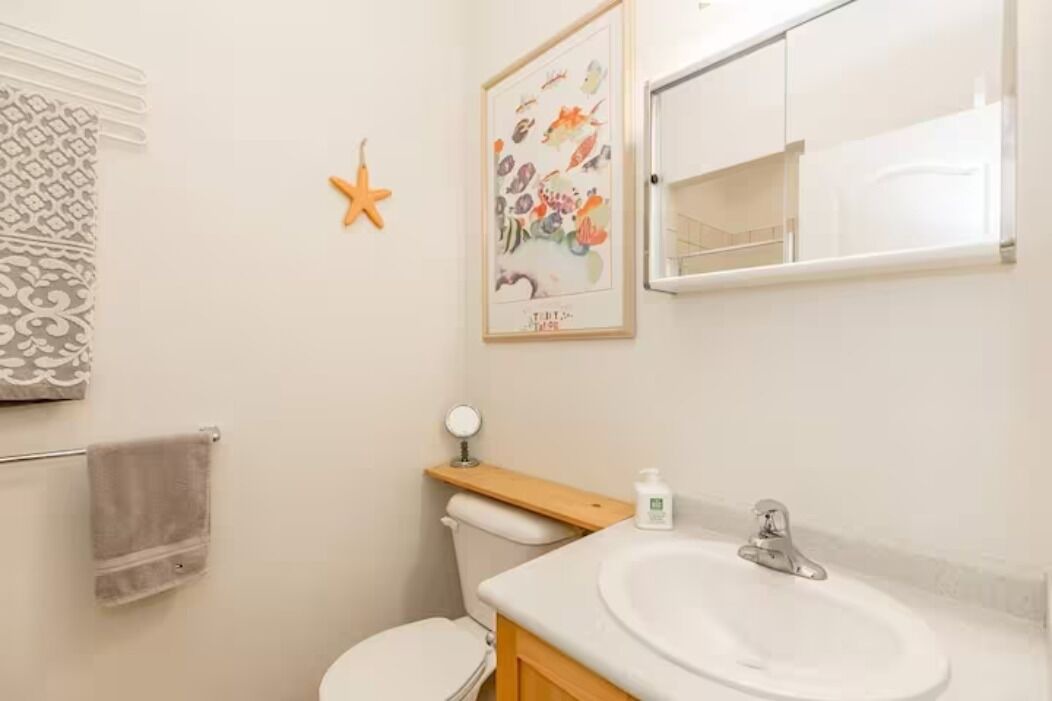 Photo of Bathroom in Bluewater Beach