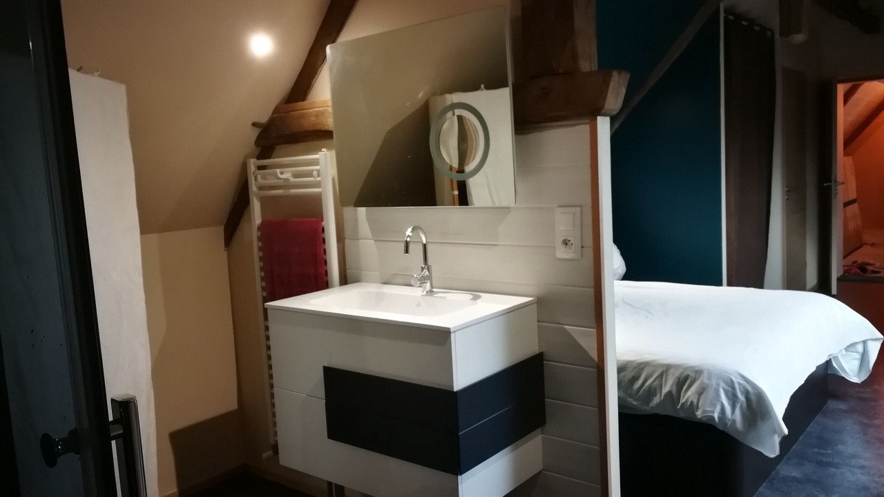 Photo of Bedroom in Isigny-le-Buat