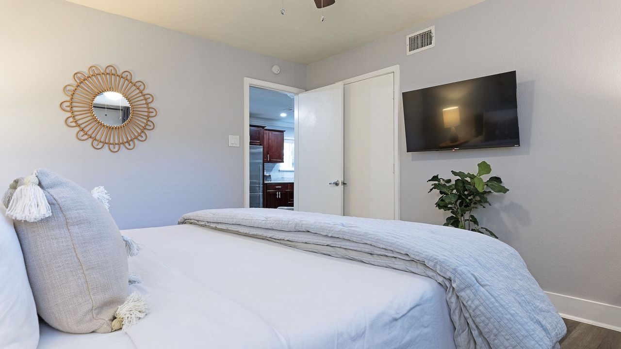 Photo of Bedroom in South Central Houston