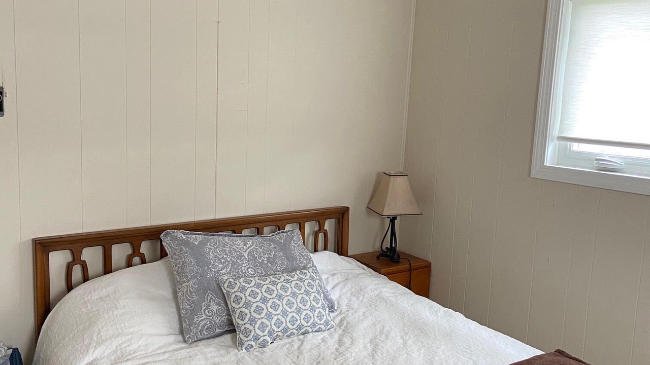 Photo of Bedroom in Matunuck