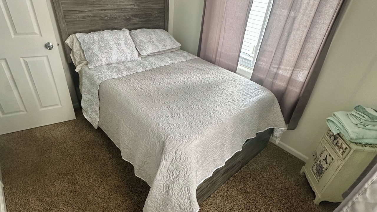Photo of Bedroom in Smyrna