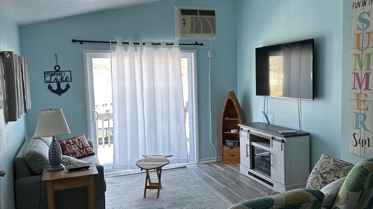 Photo of Livingroom in Smyrna