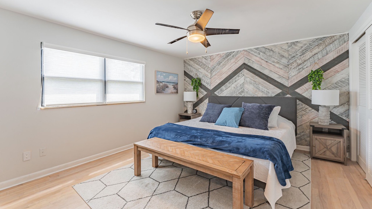 Photo of Bedroom in Bay Crest Park