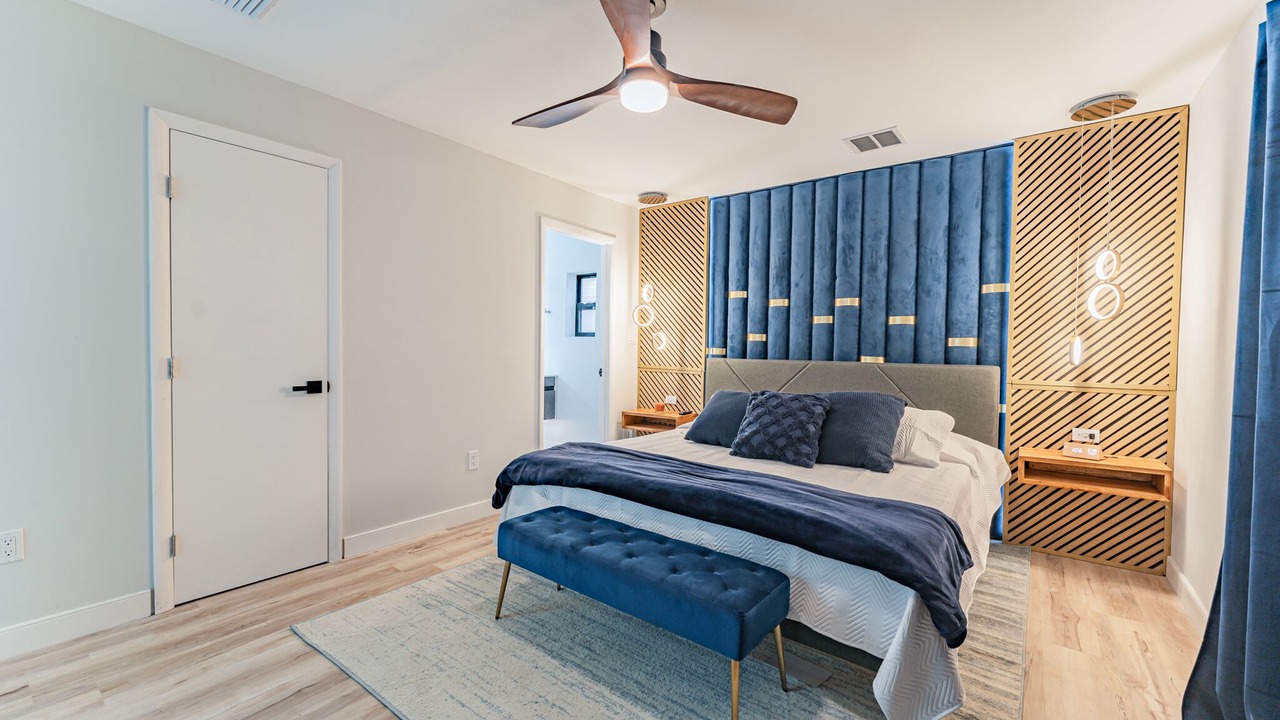 Photo of Bedroom in Bay Crest Park