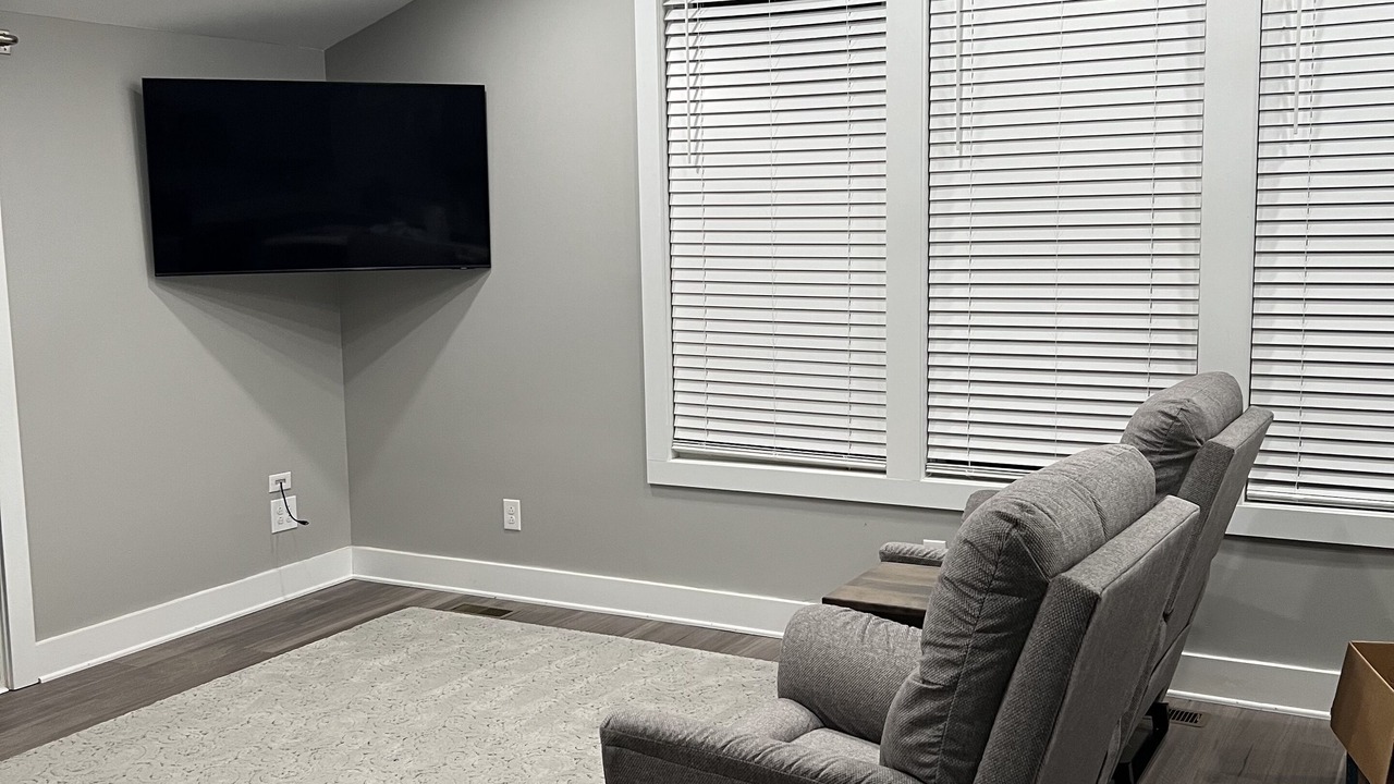 Photo of Livingroom in Clarksville