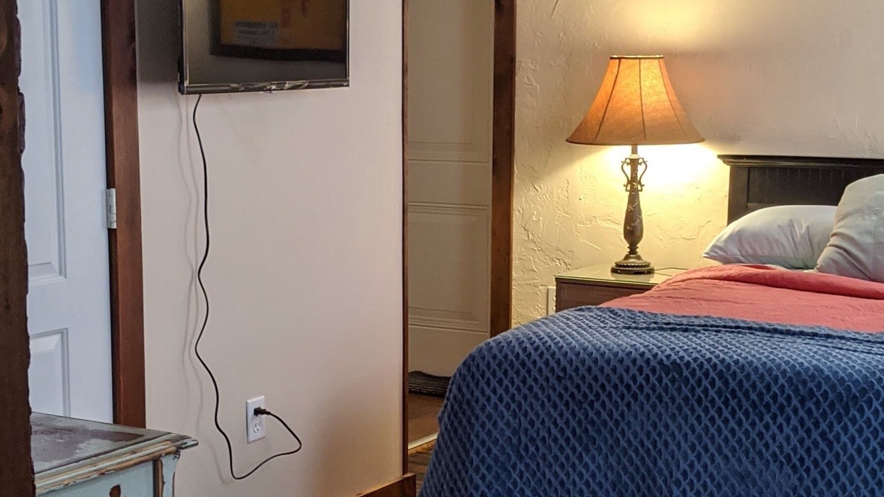 Photo of Bedroom in Utica