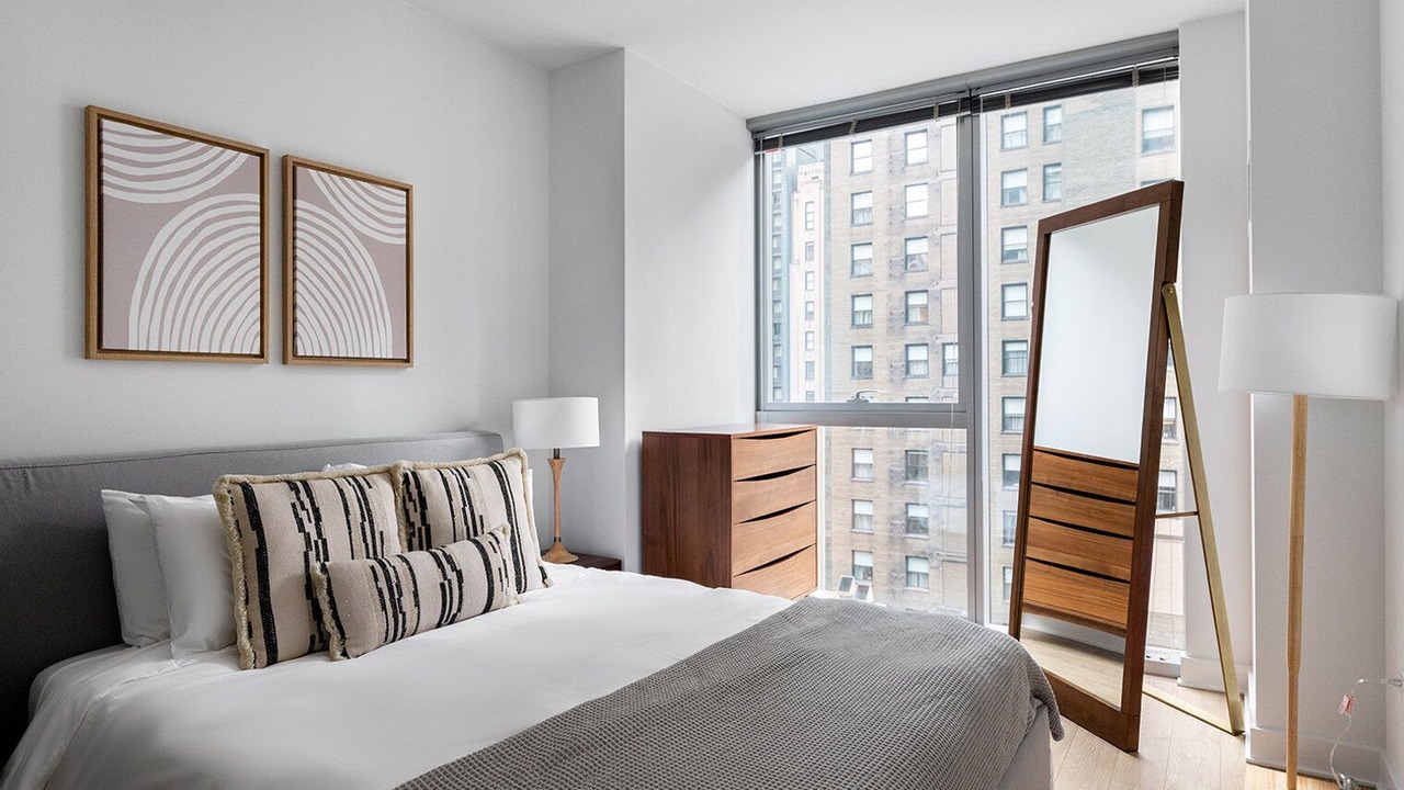 Photo of Bedroom in Downtown Chicago