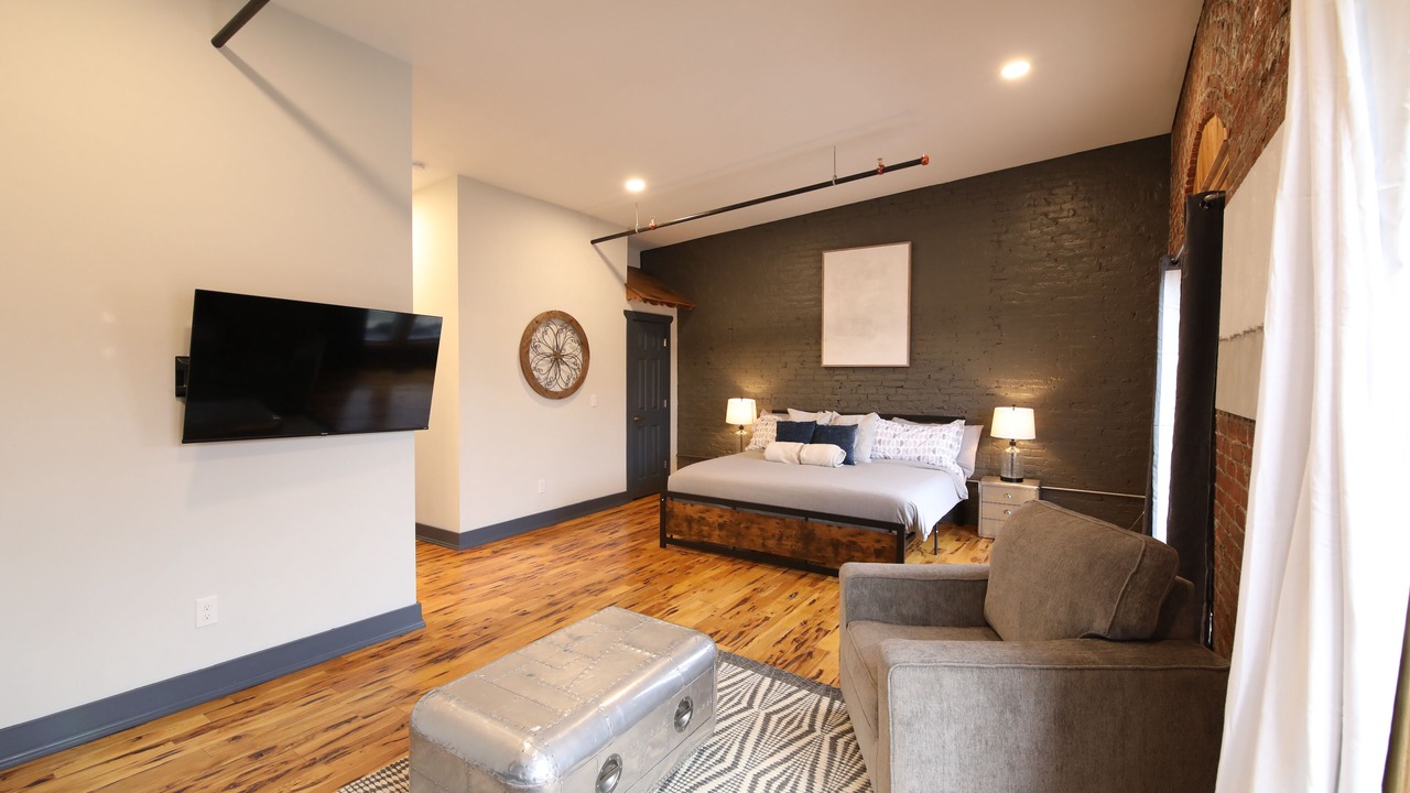 Photo of Bedroom in Glens Falls