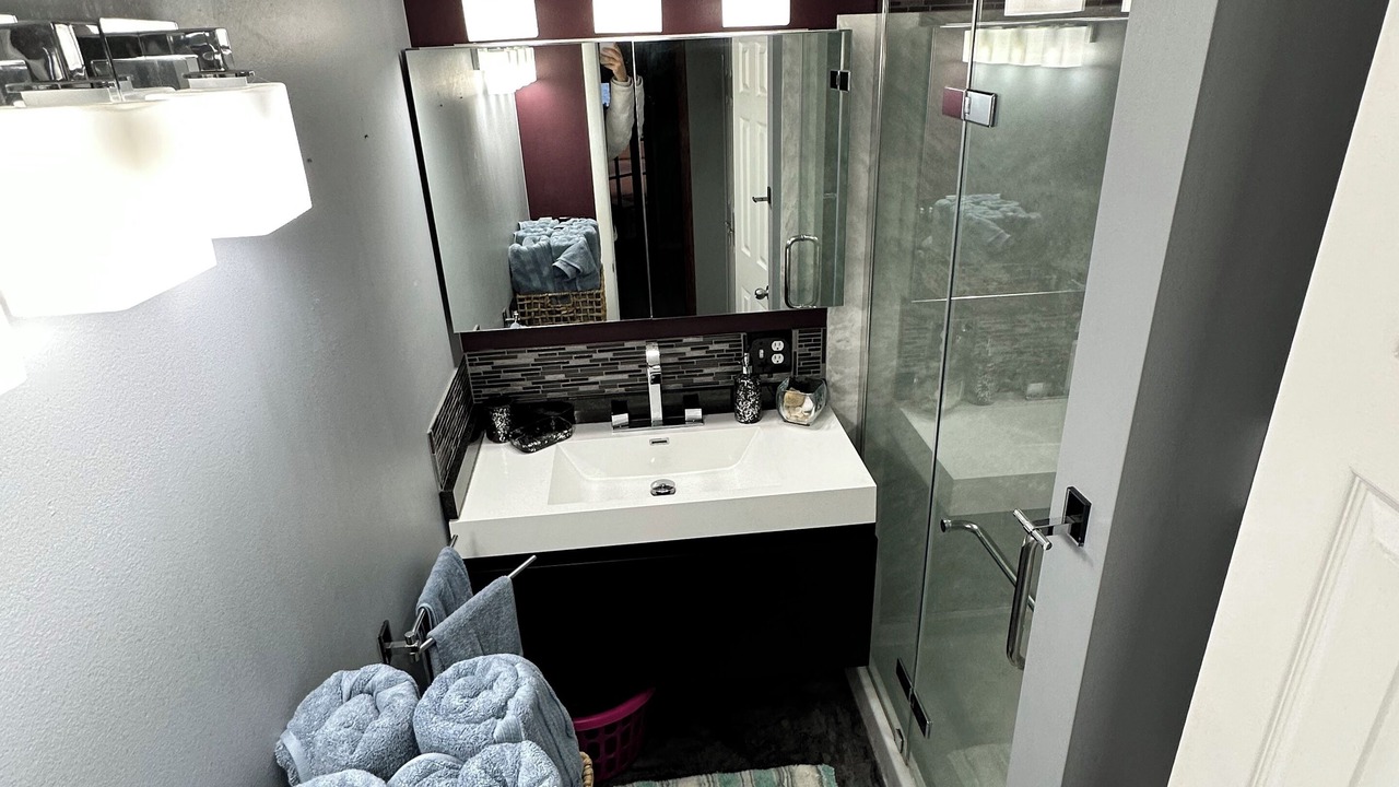 Photo of Bathroom in Virgil