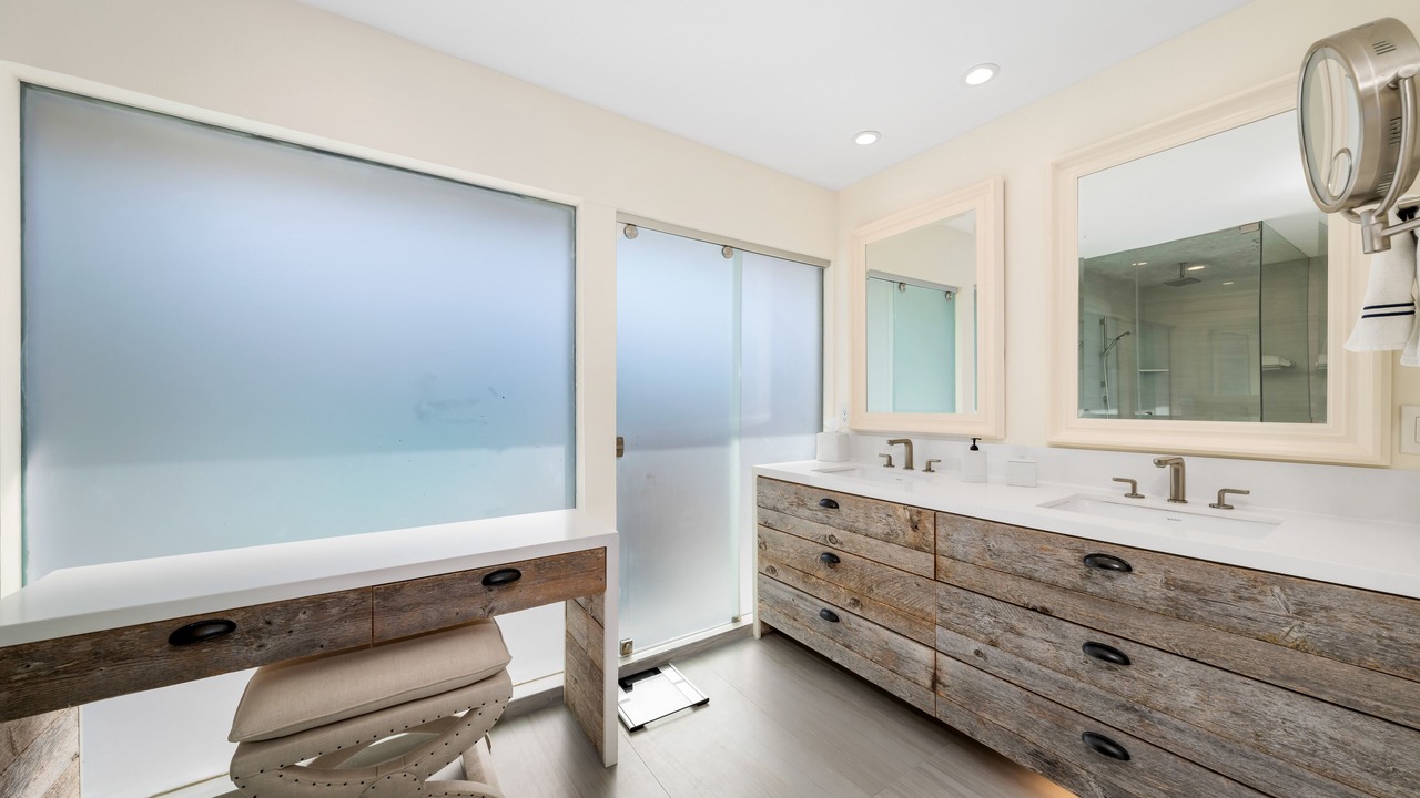 Photo of Bathroom in Coronado