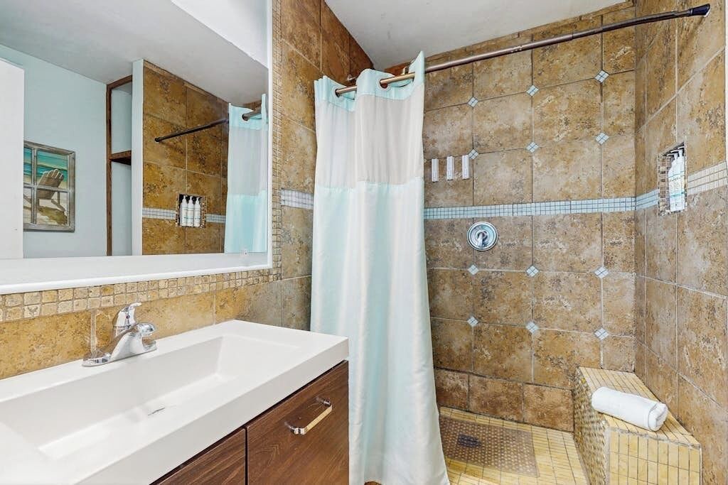 Photo of Bathroom in South Side
