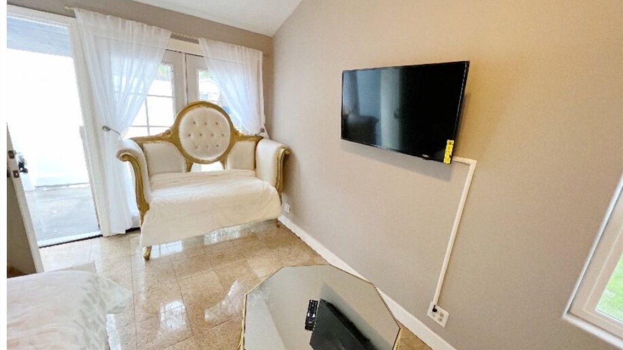 Photo of Bedroom in Canoga Park
