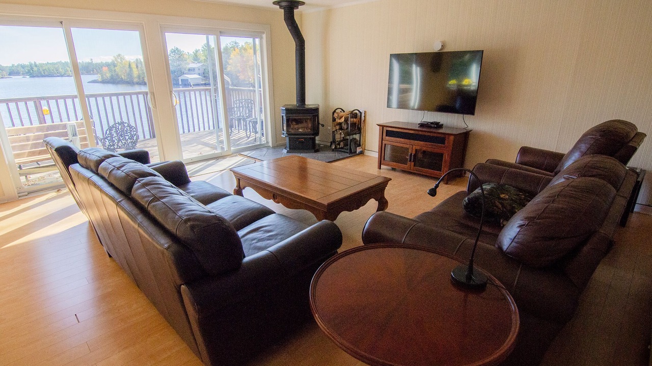 Photo of Livingroom in West Arm