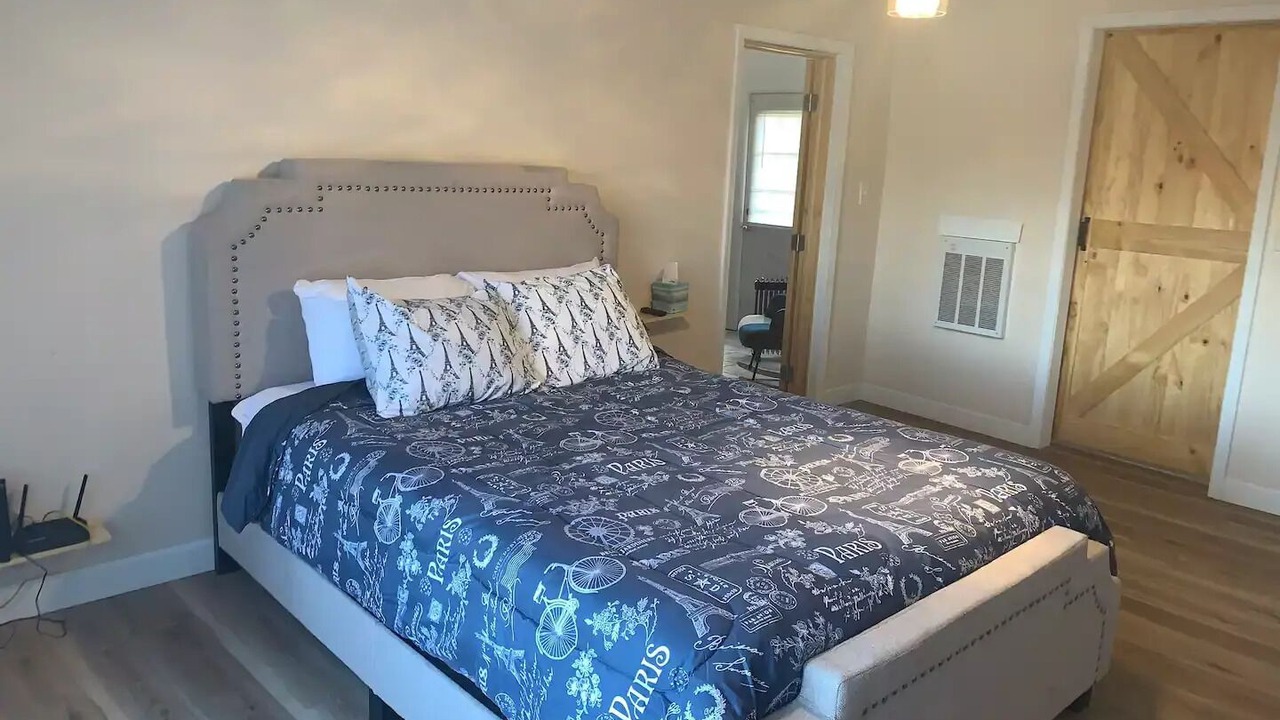 Photo of Bedroom in Spanish Lake