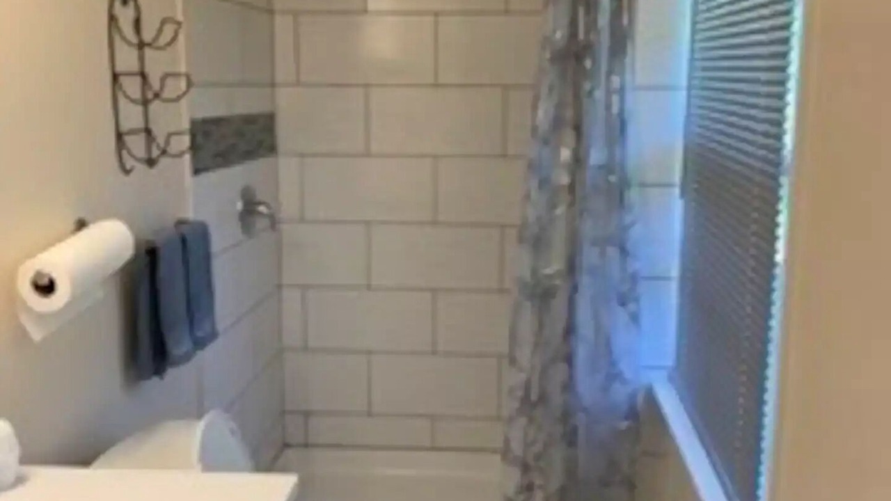 Photo of Bathroom in Spanish Lake