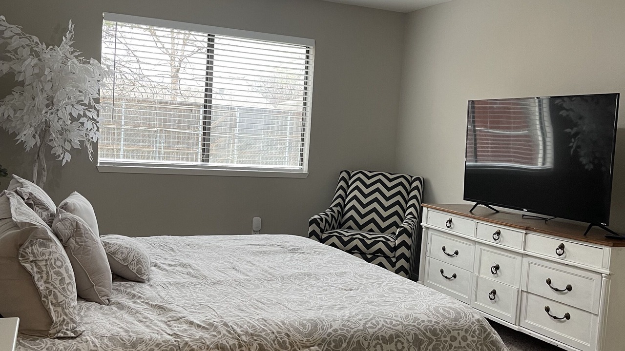 Photo of Bedroom in Lake Dallas