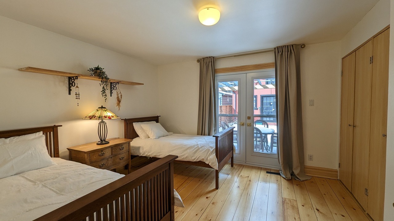 Photo of Bedroom in Riverdale