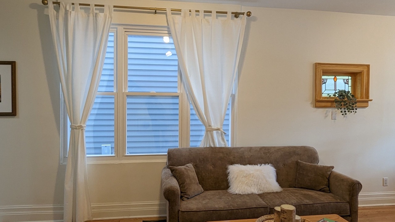 Photo of Livingroom in Riverdale