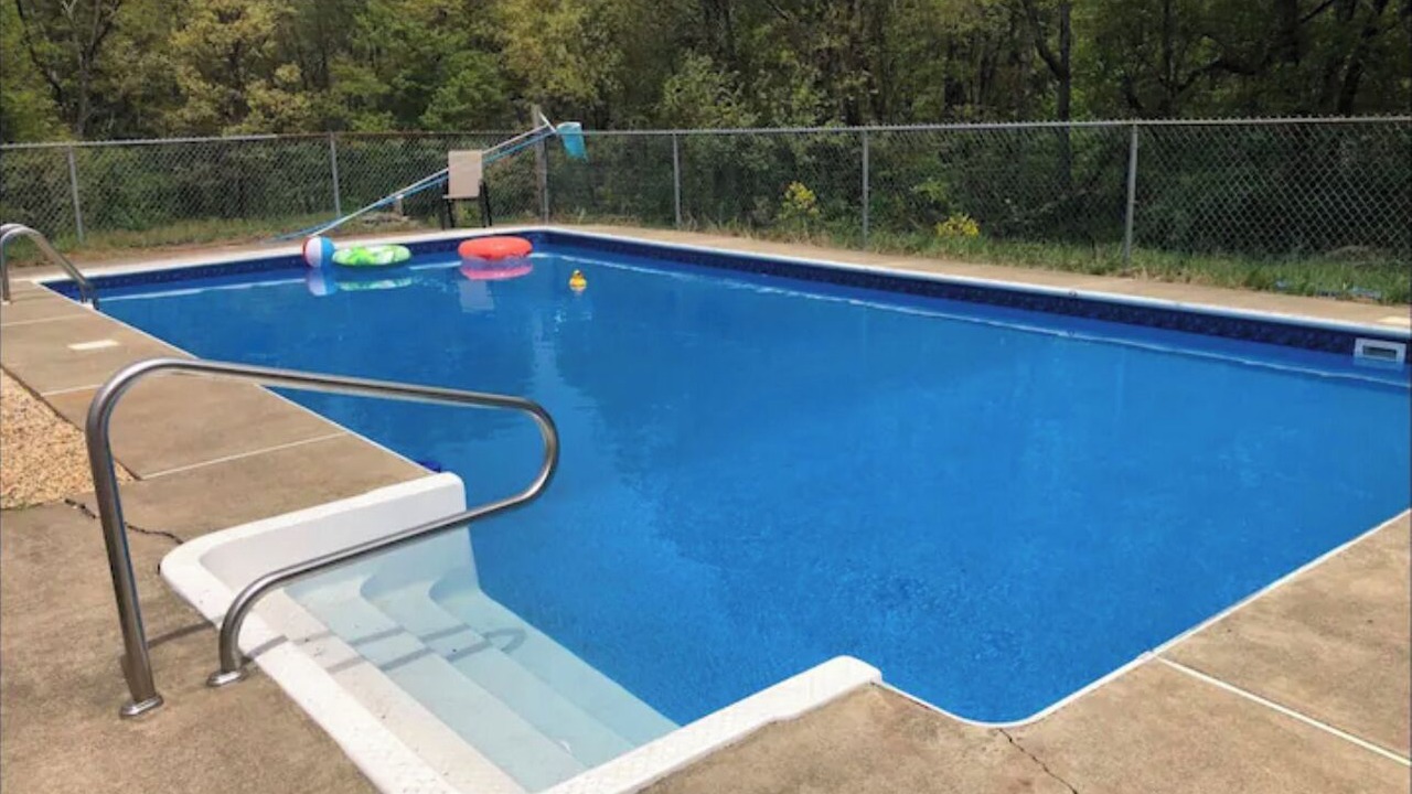 Photo of Outdoor in Henryville