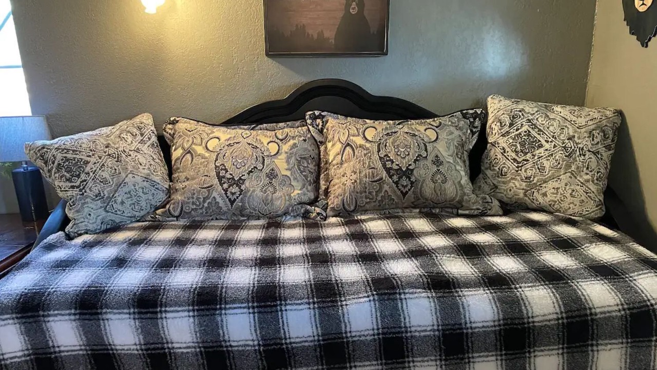 Photo of Bedroom in Shawnee