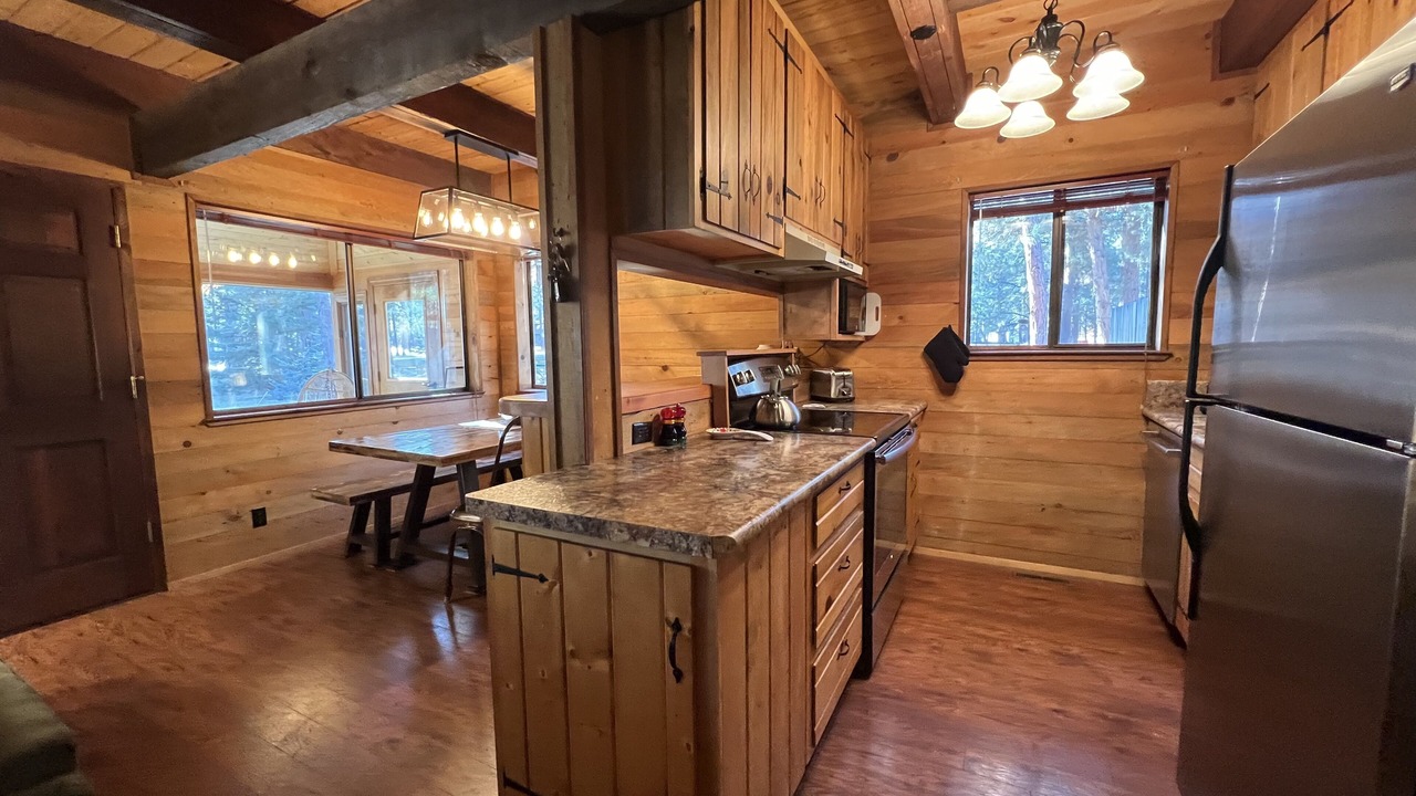 Photo of Kitchen in Sisters