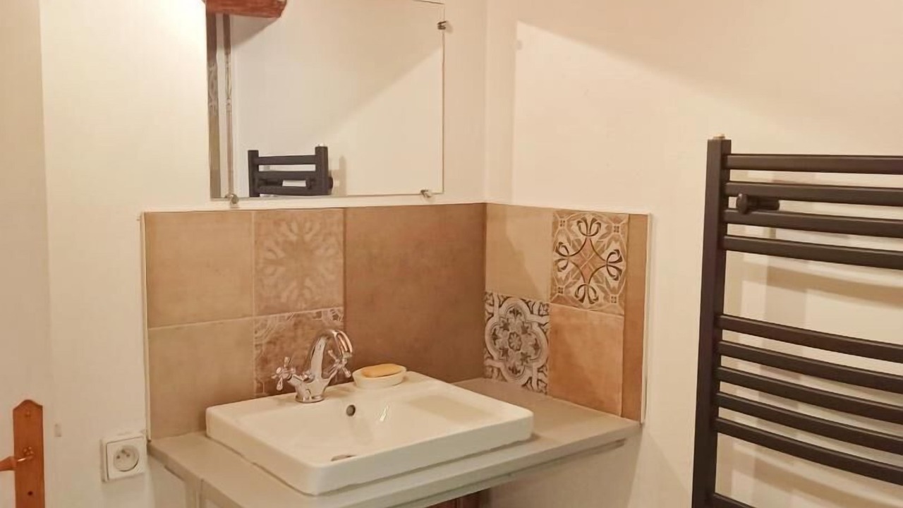 Photo of Bathroom in Saint-Antheme