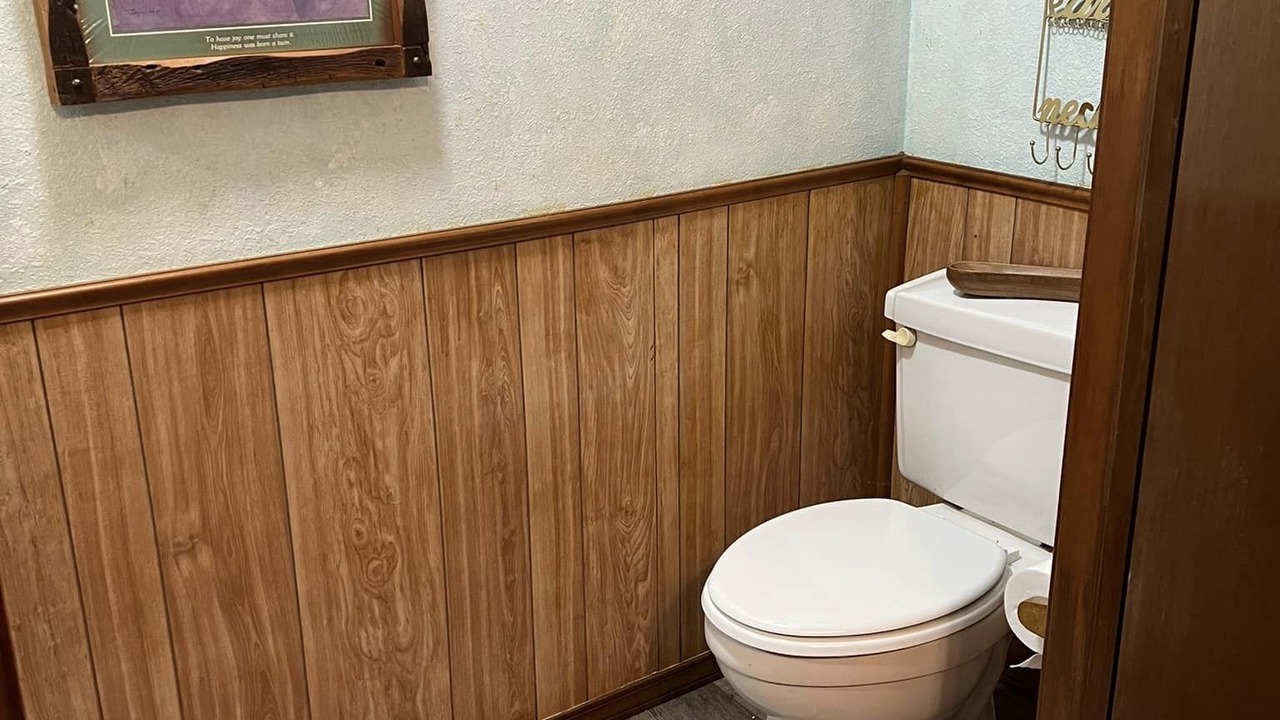 Photo of Bathroom in Vinita