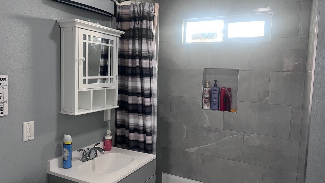 Photo of Bathroom in North Long Beach