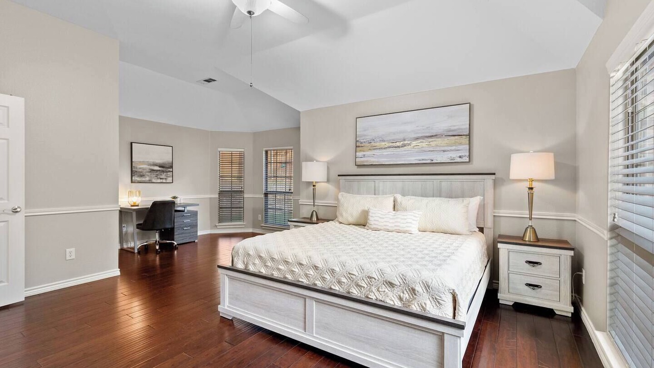 Photo of Bedroom in Highland Village