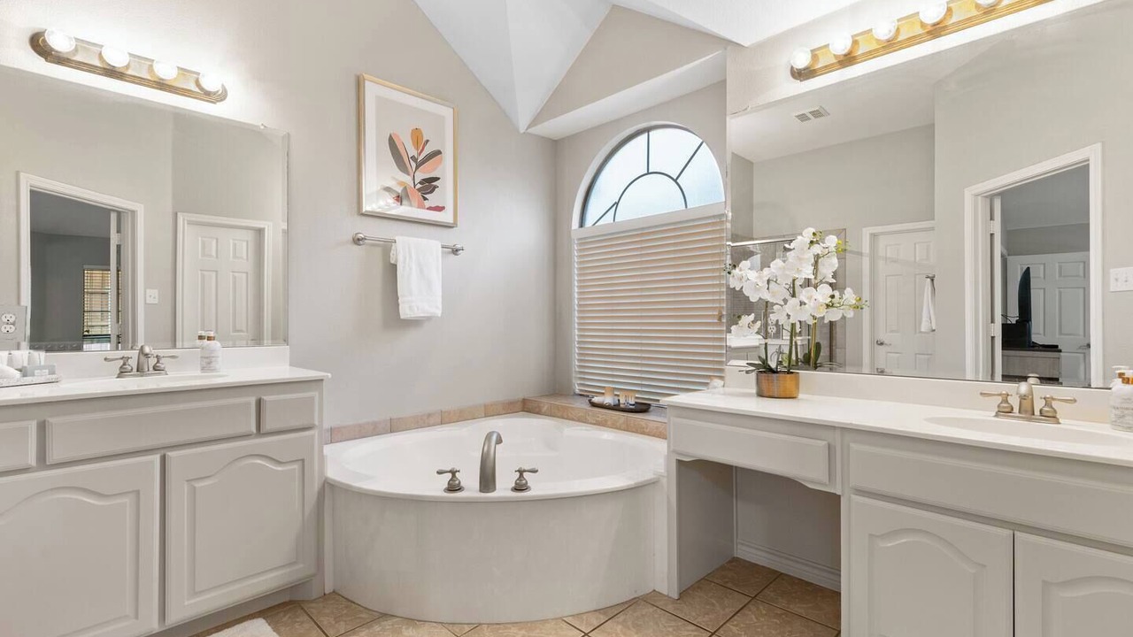 Photo of Bathroom in Highland Village