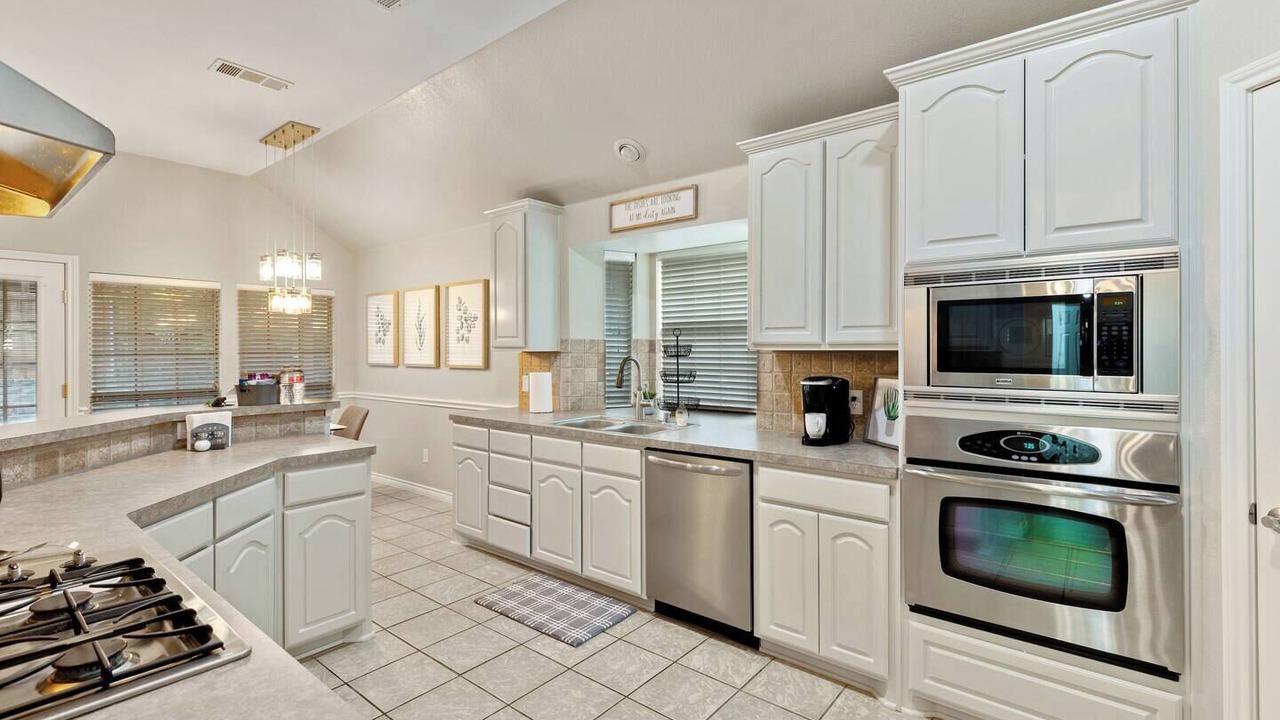 Photo of Kitchen in Highland Village