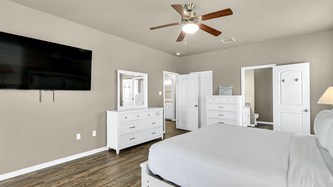 Photo of Bedroom in North Beach