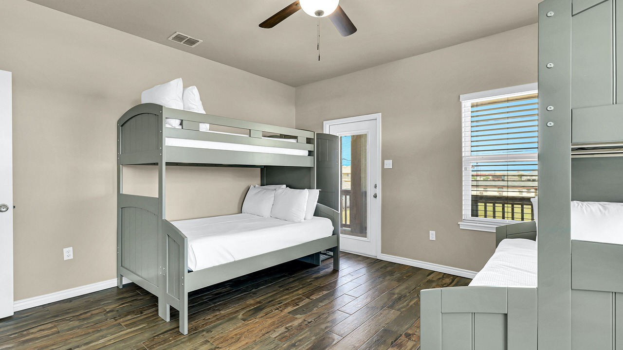 Photo of Bedroom in North Beach