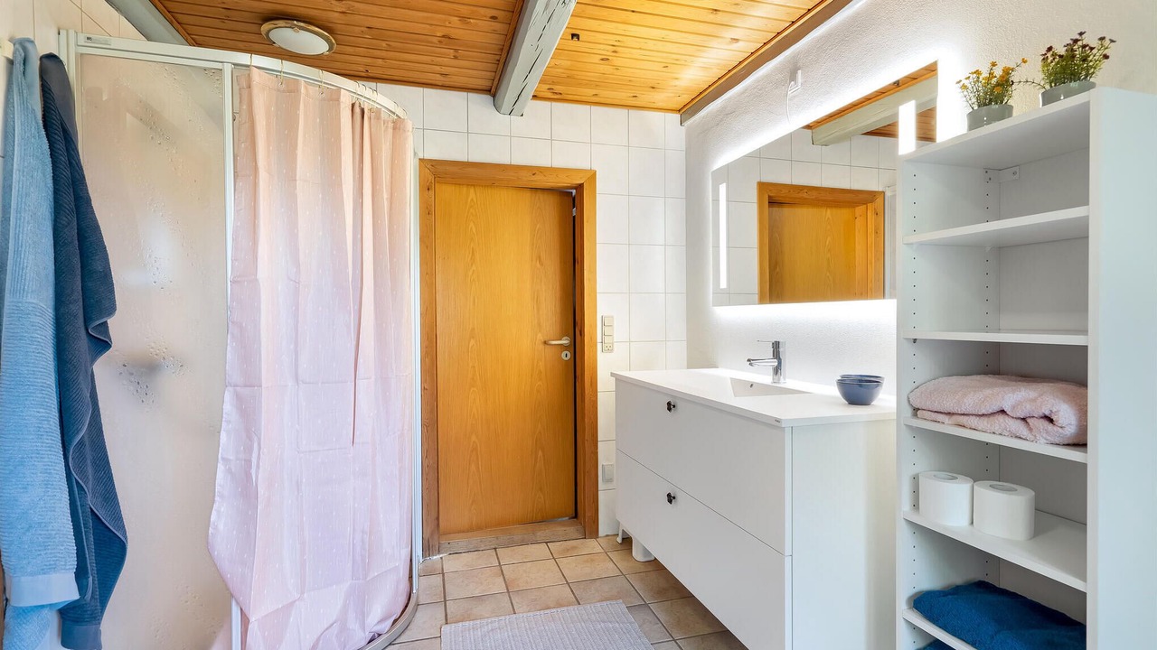 Photo of Bathroom in Tarm
