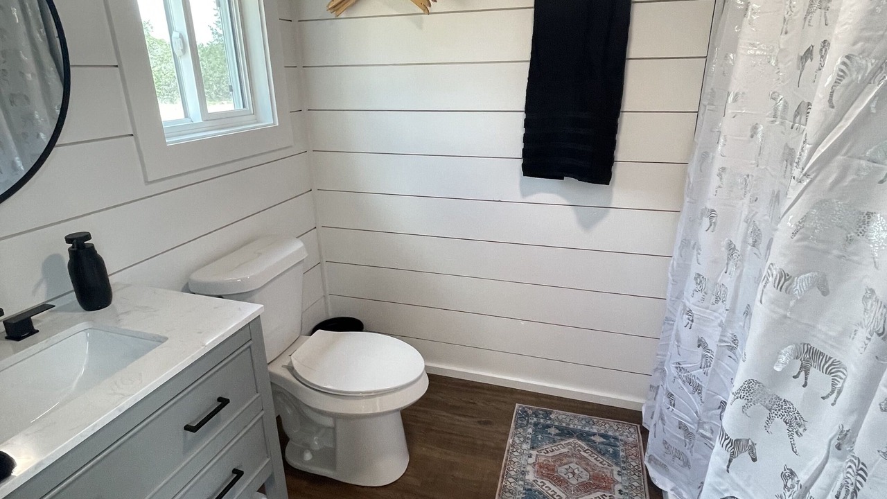 Photo of Bathroom in Blanco